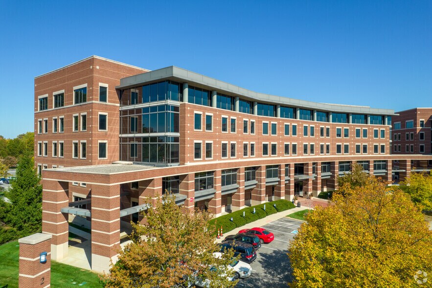 Primary Photo Of 2 Easton Oval, Columbus Office For Lease