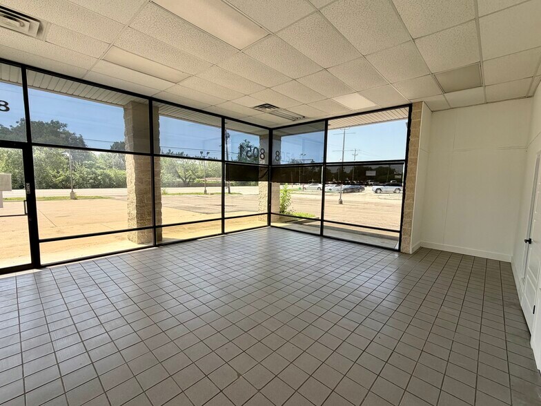 More Photos Of 8051 Boulevard 26, North Richland Hills Mixed Retail For Sale