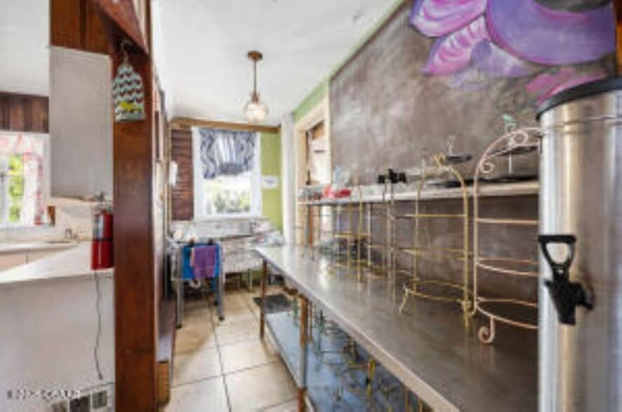 More Photos Of 228 W Howry Ave, Deland Storefront Retail Office For Sale