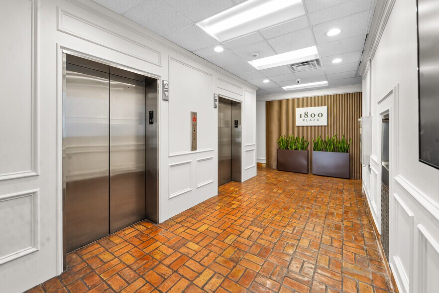 More Photos Of 1800 NE Loop 410, San Antonio Unknown For Lease