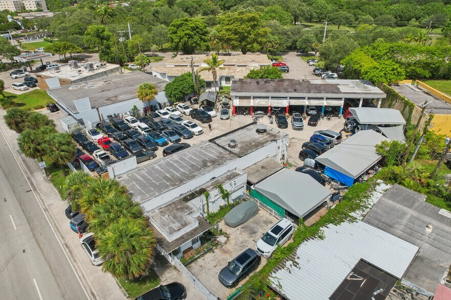 More Photos Of 15150 W Dixie Hwy, North Miami Beach Auto Repair For Sale