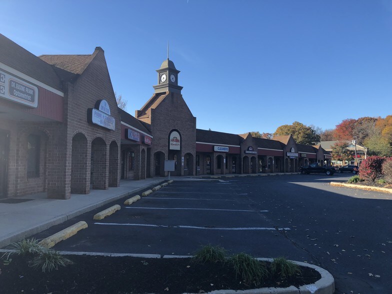 More Photos Of 617 Stokes Rd, Medford Unknown For Lease