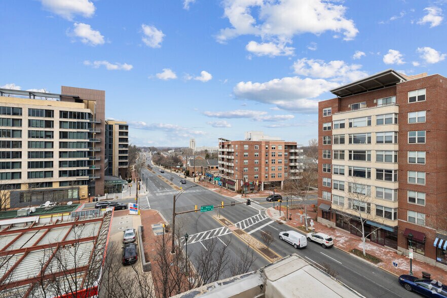 More Photos Of 8216-8218 Wisconsin Ave, Bethesda Medical For Sale