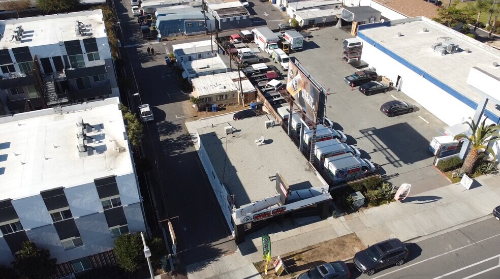 More Photos Of 246 Broadway, Chula Vista Freestanding For Sale