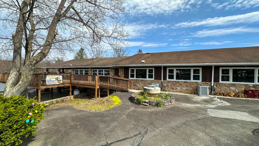 More Photos Of 63 Blue Mountain rd, Schuylkill Haven Trailer Camper Park For Sale