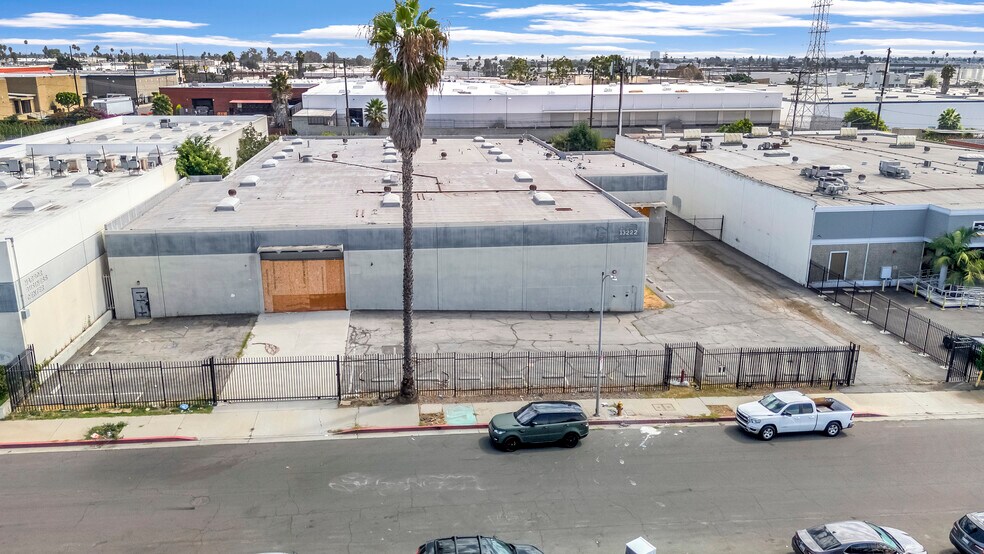 Primary Photo Of 13222 Estrella Ave, Gardena Manufacturing For Sale