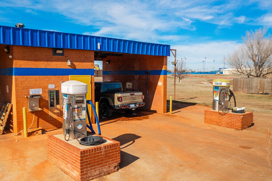 More Photos Of 705 Piedmont Road North, Piedmont Carwash For Sale