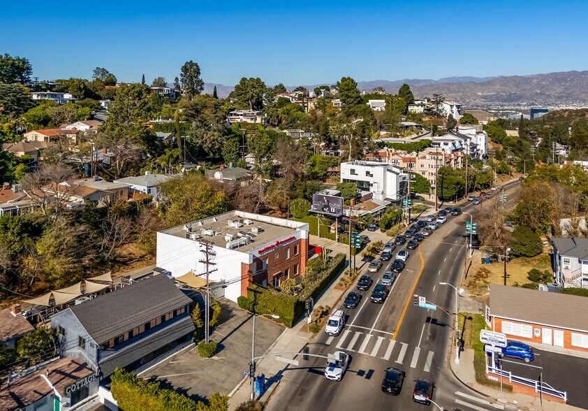 More Photos Of 3361-3365 Barham Blvd, Los Angeles Loft Creative Space For Lease