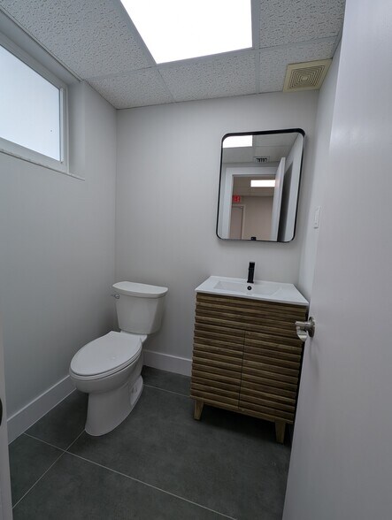 More Photos Of 3670 NW 6th St, Miami Loft Creative Space For Lease