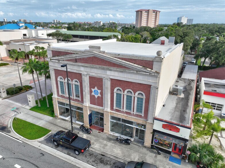 More Photos Of 135 Orange Ave, Daytona Beach Storefront For Sale