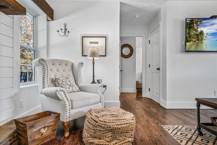 More Photos Of 1249 Gulf Rd, Spencer Golf Course Driving Range For Sale
