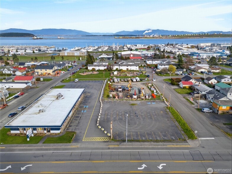 More Photos Of 2821 Commercial Ave, Anacortes Land For Sale