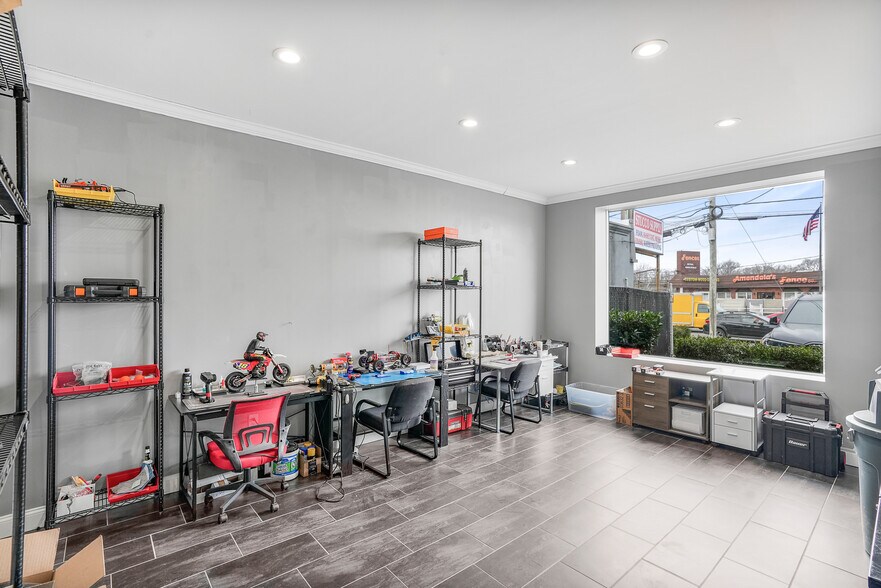 More Photos Of 147 Sunrise Hwy, Amityville Storefront Retail Office For Sale