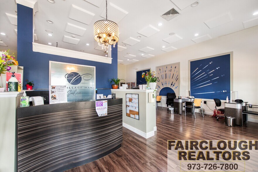 More Photos Of 11 Route 15, Lafayette Freestanding For Sale