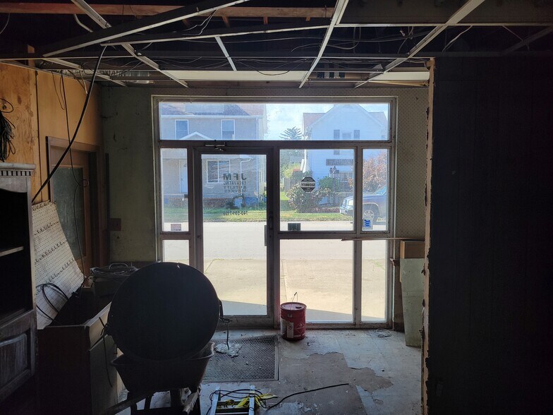 More Photos Of 1117 W Mulberry St, Lancaster Manufacturing For Sale