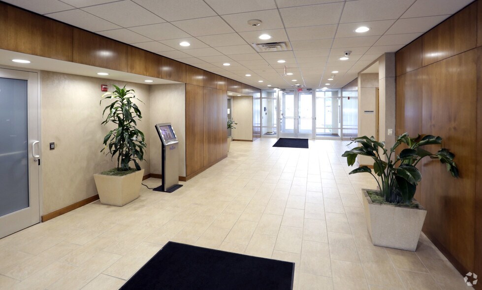 More Photos Of 501 Office Center Dr, Fort Washington Office For Lease