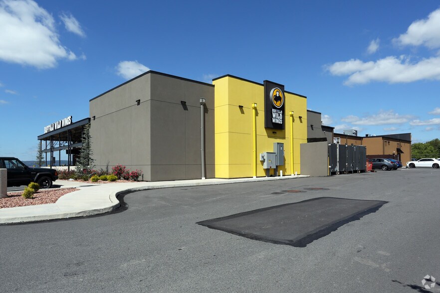 More Photos Of 101-119 Bear Creek Blvd, Wilkes Barre Freestanding For Lease