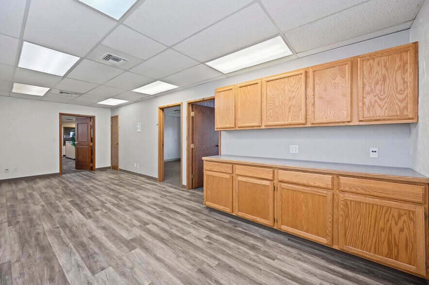 More Photos Of 2768 Compass Dr, Grand Junction Office For Lease