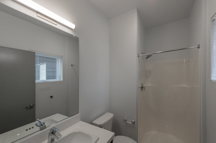 More Photos Of 1033 W 5th St, Chico Apartments For Sale