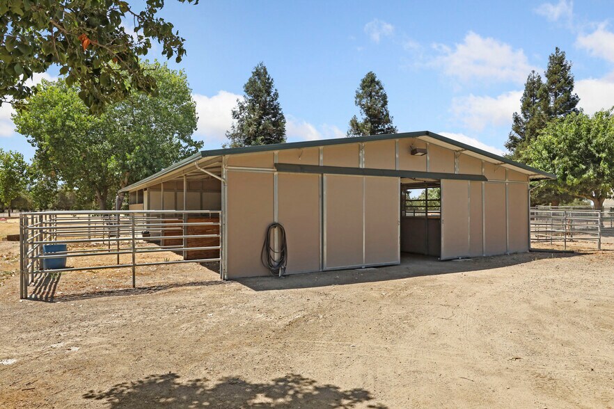 More Photos Of 24521 N McIntire Rd, Clements Land For Sale