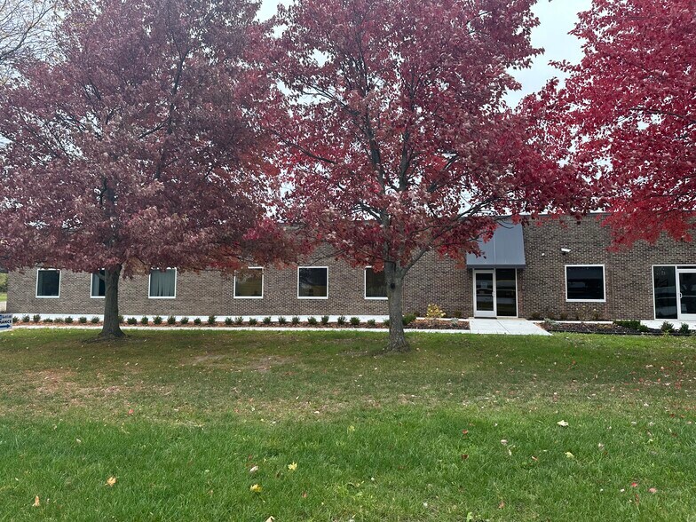 More Photos Of 3909 Research Park Dr, Ann Arbor Office For Lease