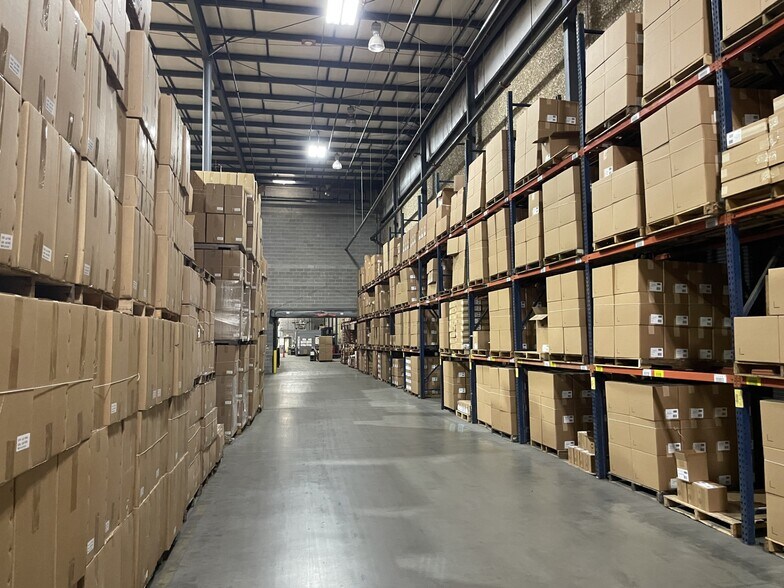 More Photos Of 3220 W Gentry Pky, Tyler Warehouse For Sale