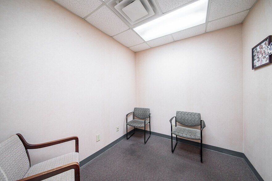 More Photos Of 1610 Opelika Rd, Phenix City Medical For Sale