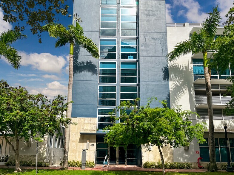 More Photos Of 429 Lenox Ave, Miami Beach Coworking Space