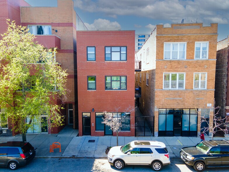 More Photos Of 2064 N Western Ave, Chicago Storefront Retail Residential For Lease