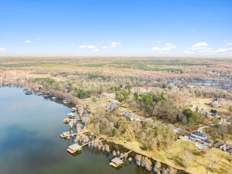 More Photos Of 6500 N Lakeshore Dr, Shreveport Land For Sale