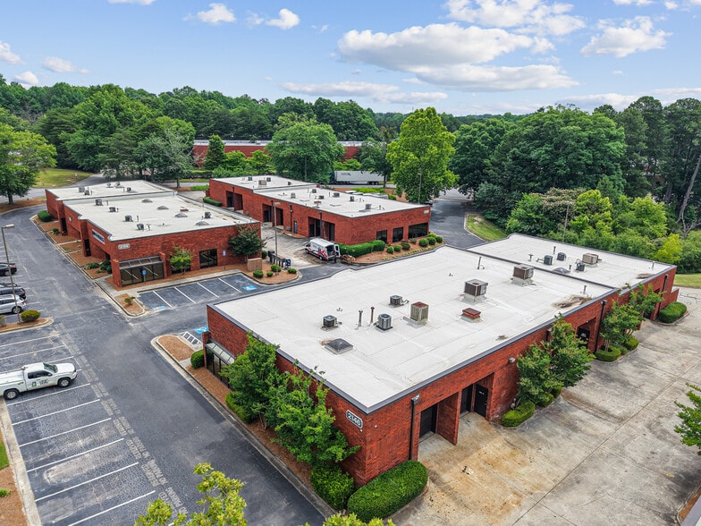 More Photos Of 2046 W Park Pl, Stone Mountain Unknown For Lease