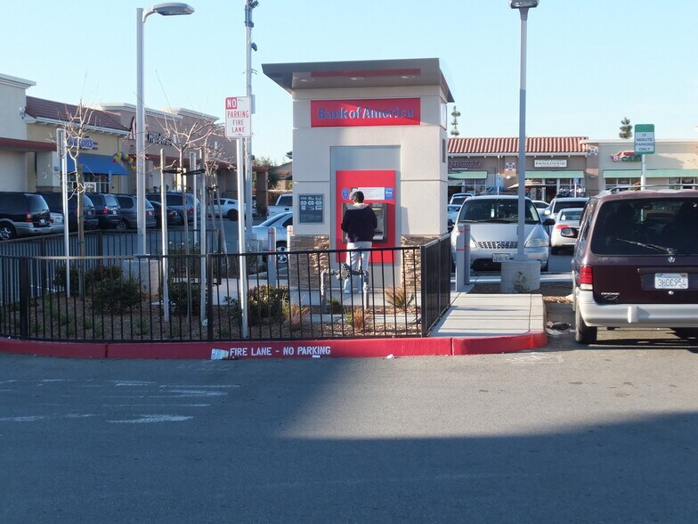 More Photos Of 1541-1593 N Sanborn Rd, Salinas Unknown For Lease