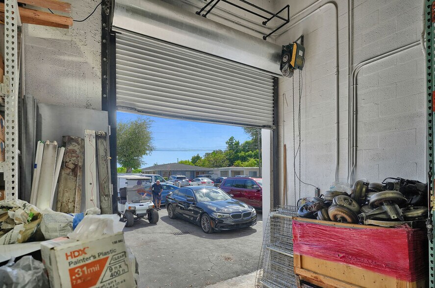 More Photos Of 7007 SW 13th Ter, Miami Warehouse For Sale