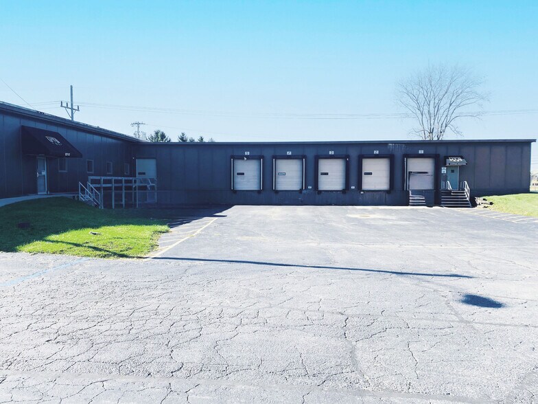 More Photos Of 2717 W Ferguson Rd, Fort Wayne Manufacturing For Sale