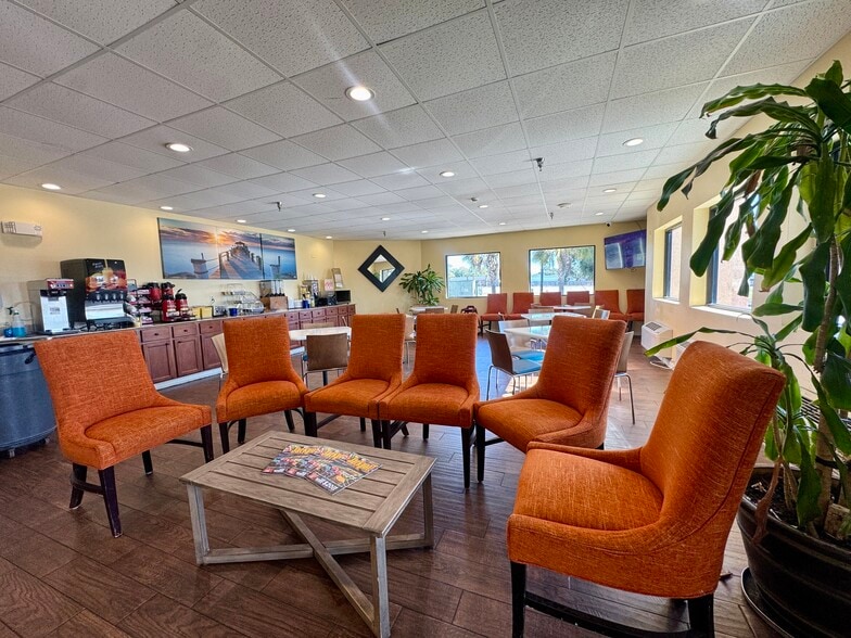 More Photos Of 1768 Beach Blvd, Biloxi Hotel For Sale