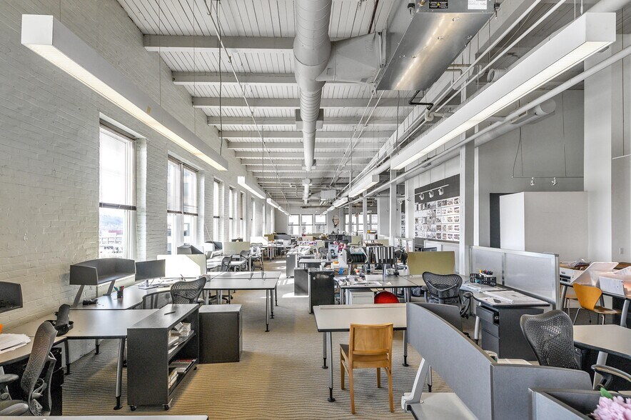 More Photos Of 311 Elm St, Cincinnati Office For Lease