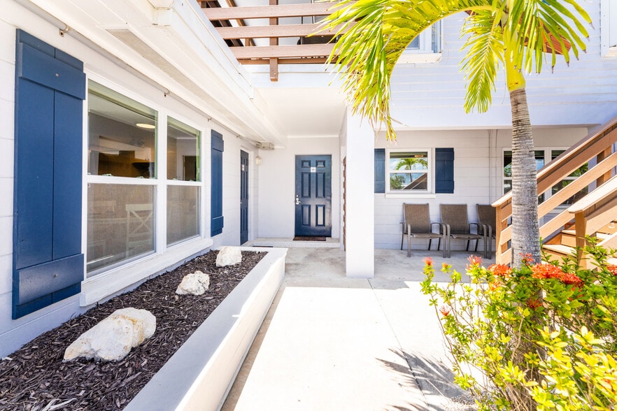 More Photos Of 1130 Gulf Blvd, Englewood Apartments For Sale