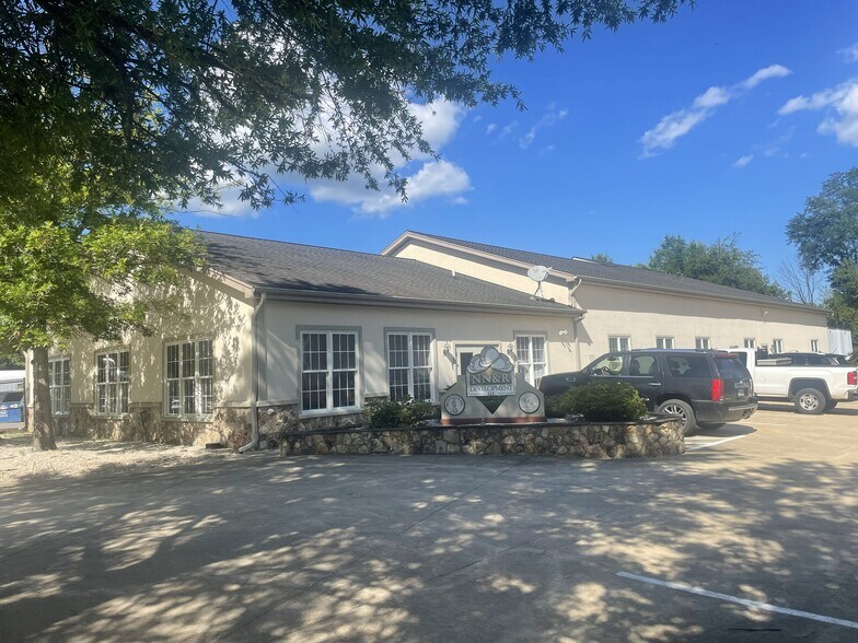 Primary Photo Of 37310 E Richardson Ln, Purcellville Warehouse For Sale