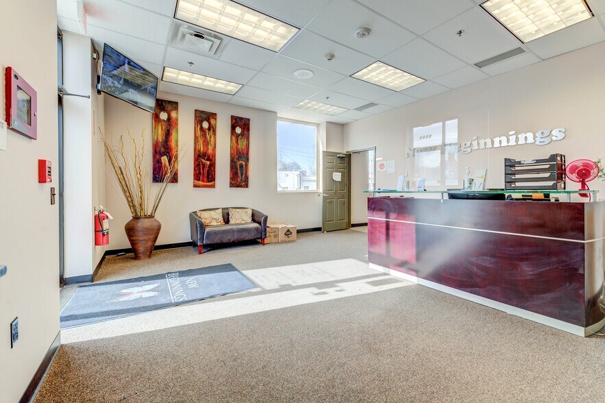 More Photos Of 1470 S Vandeventer Ave, Saint Louis Loft Creative Space For Sale