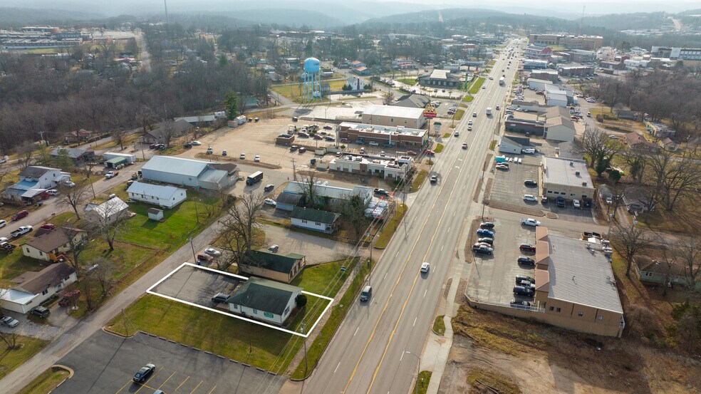 More Photos Of 5980 Mayer Ct, Osage Beach Specialty For Sale