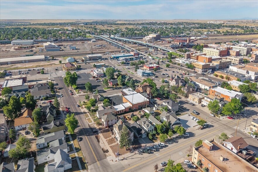 More Photos Of 310 E 17th St, Cheyenne Flex For Sale