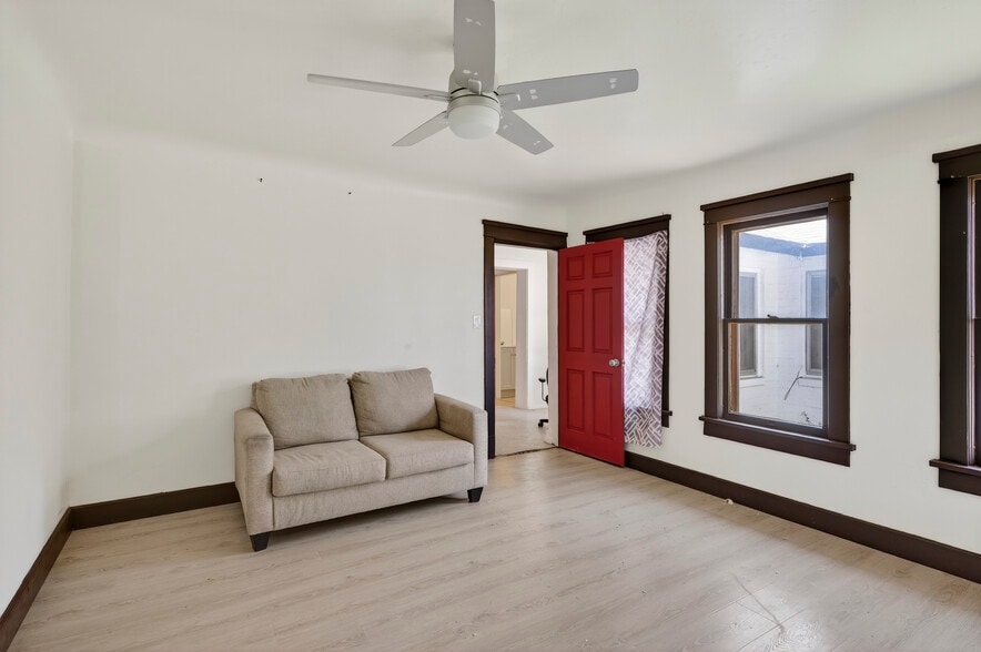 More Photos Of 2091 Locust Rd, Montrose Apartments For Sale