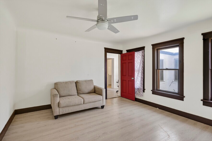 More Photos Of 2091 Locust Rd, Montrose Apartments For Sale