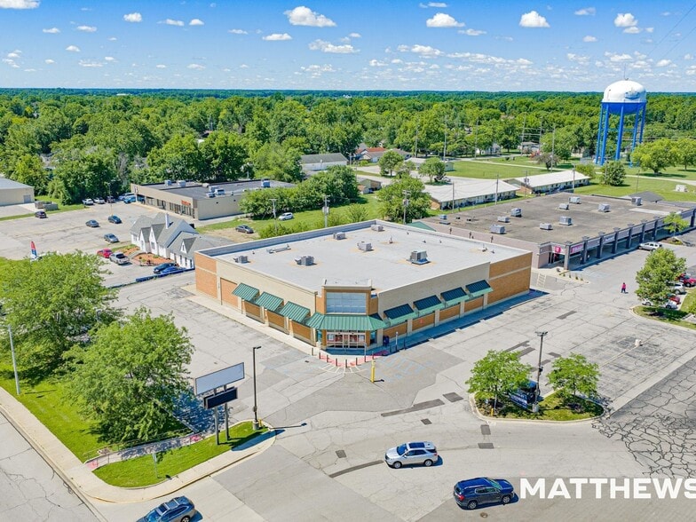 More Photos Of 535 N Line St, Columbia City Drugstore For Sale