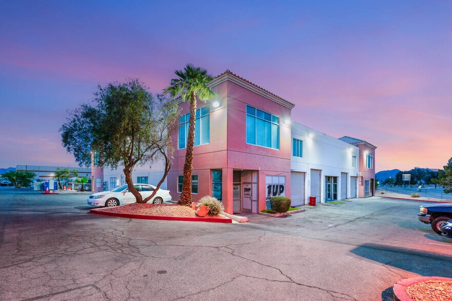 More Photos Of 4570 Donovan Way, North Las Vegas Light Distribution For Sale