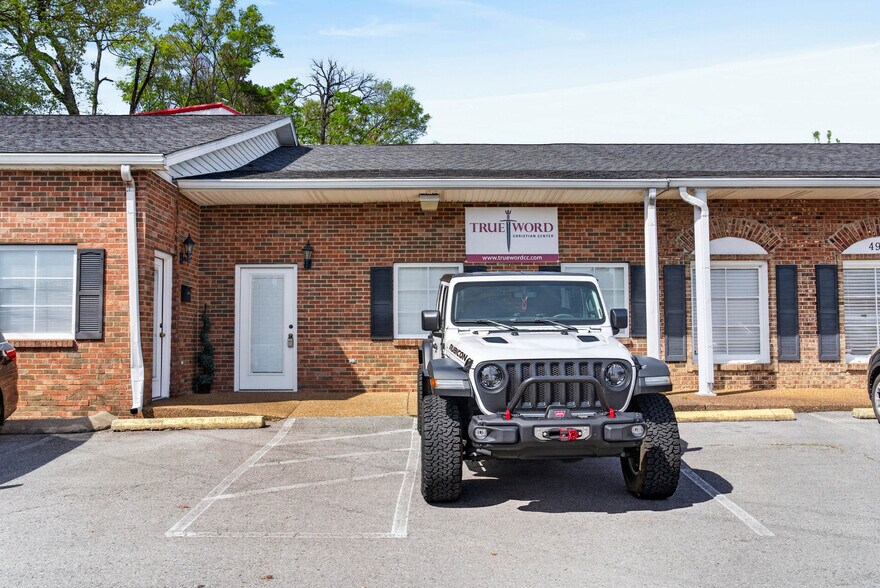 Primary Photo Of 4979B Lebanon Pike, Old Hickory Storefront For Sale