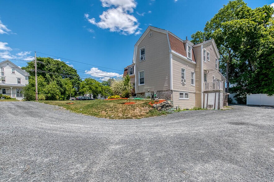 More Photos Of 27 Jefferson St, Taunton Office For Sale