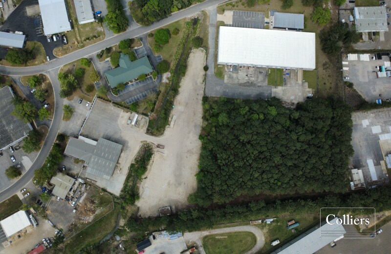 More Photos Of 3265 Associate Dr, North Charleston Warehouse For Lease