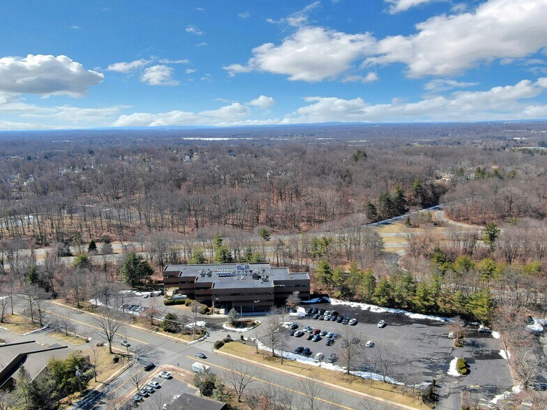 More Photos Of 100 Dutch Hill Rd, Orangeburg Medical For Lease