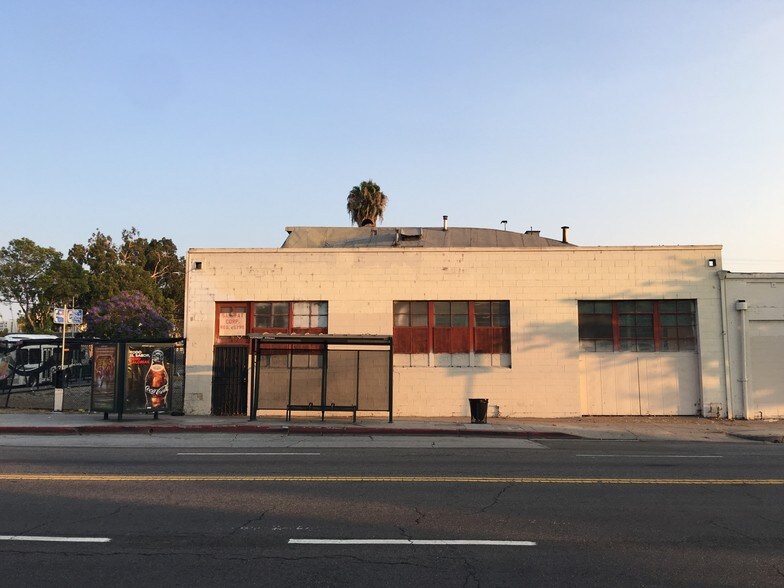More Photos Of 2824 N Main St, Los Angeles Manufacturing For Sale